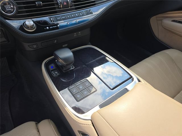 Used 2023 Lexus LS 500 AWD w/ Interior Upgrade Package image 30