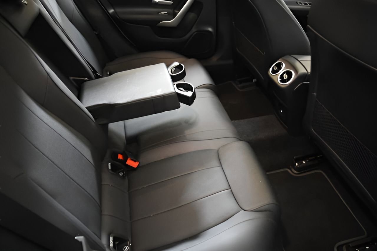 Used 2025 Mercedes-Benz CLA 250 image 37