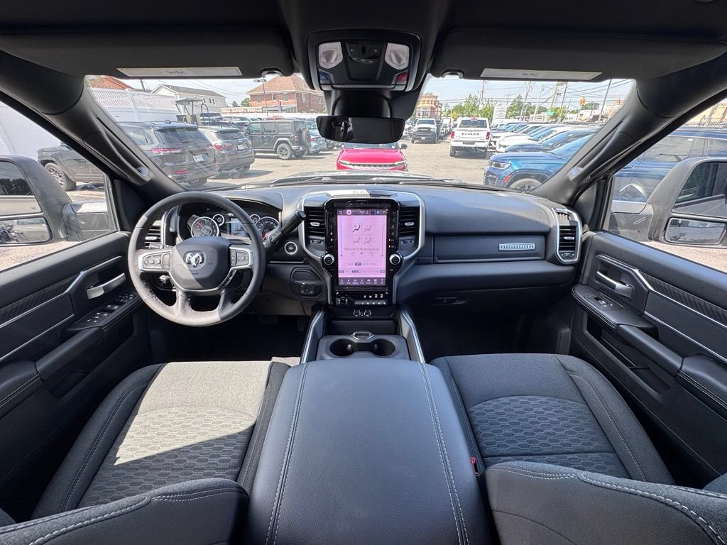 New 2026 RAM 2500 Big Horn AWD/4WD image 11