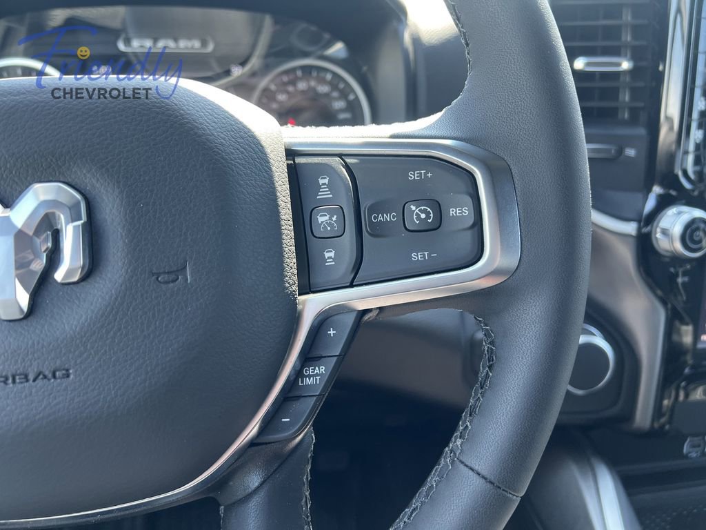 Used 2025 RAM 1500 Big Horn AWD/4WD image 23