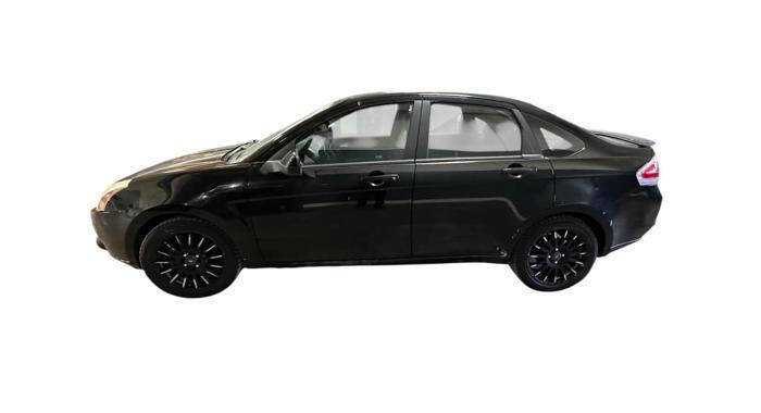 Used 2009 Ford Focus SES FWD image 2