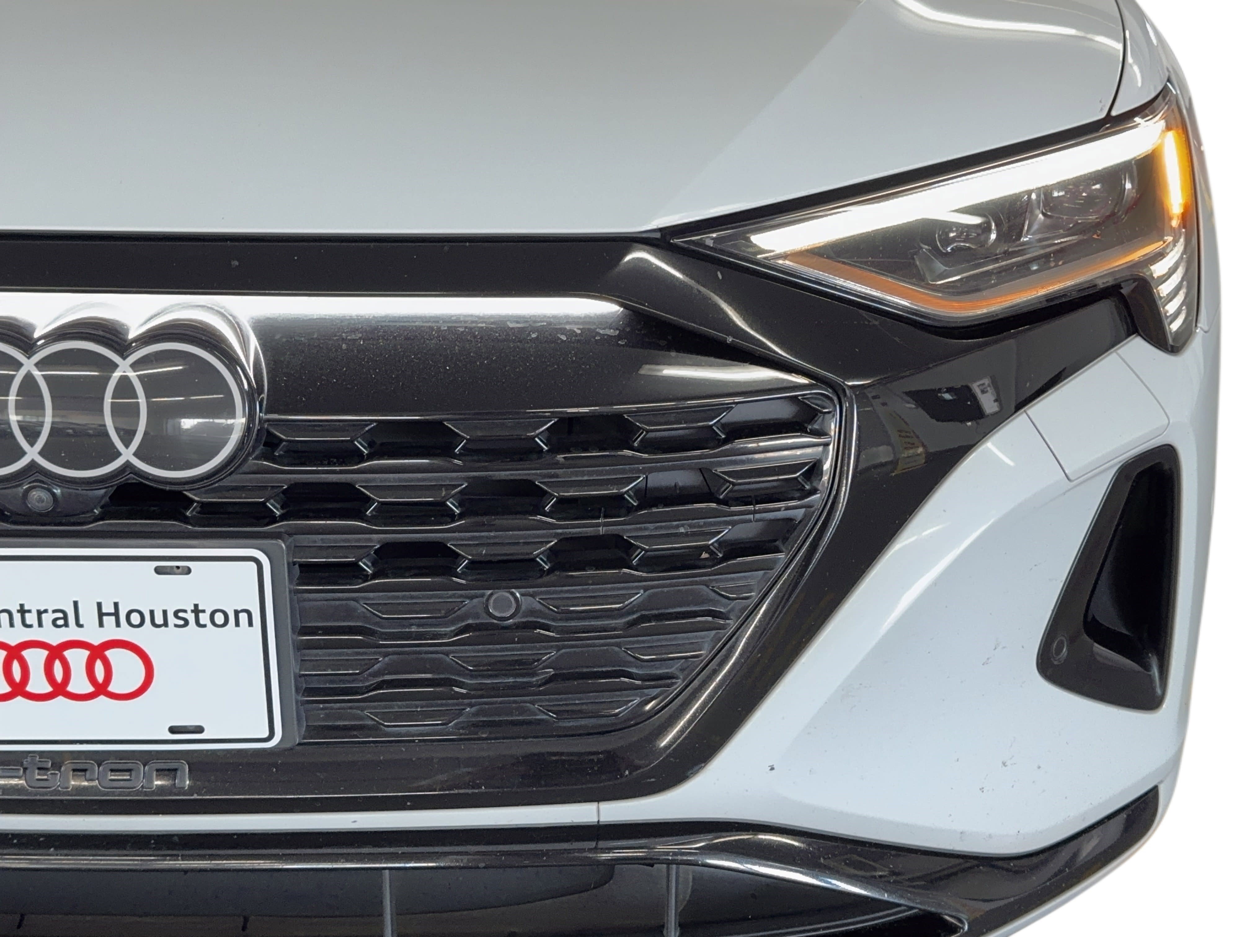 Certified 2024 Audi Q8 e-tron Prestige w/ Prestige Package image 11