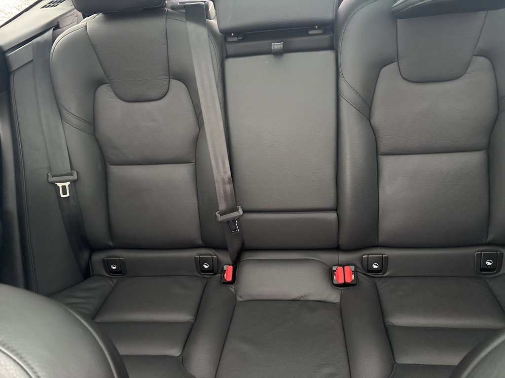 Certified 2024 Volvo XC60 B5 Plus image 34