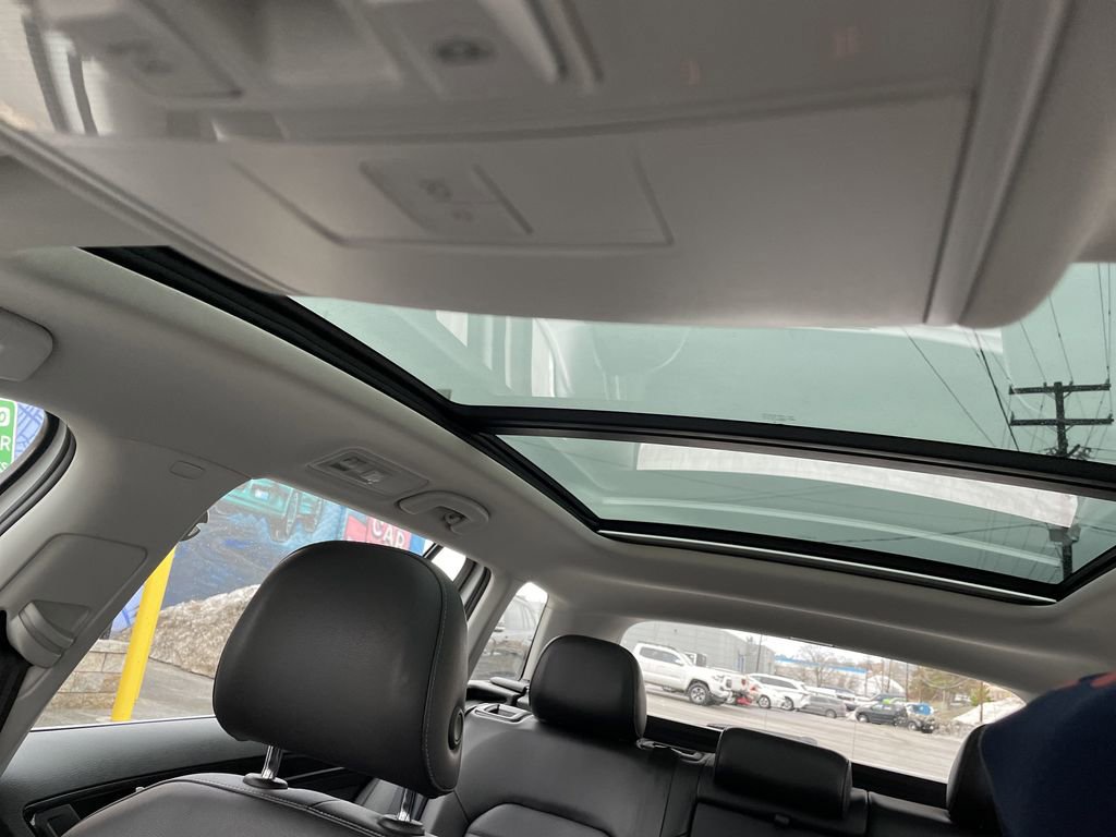 Used 2015 Volkswagen Golf TDI SEL image 21