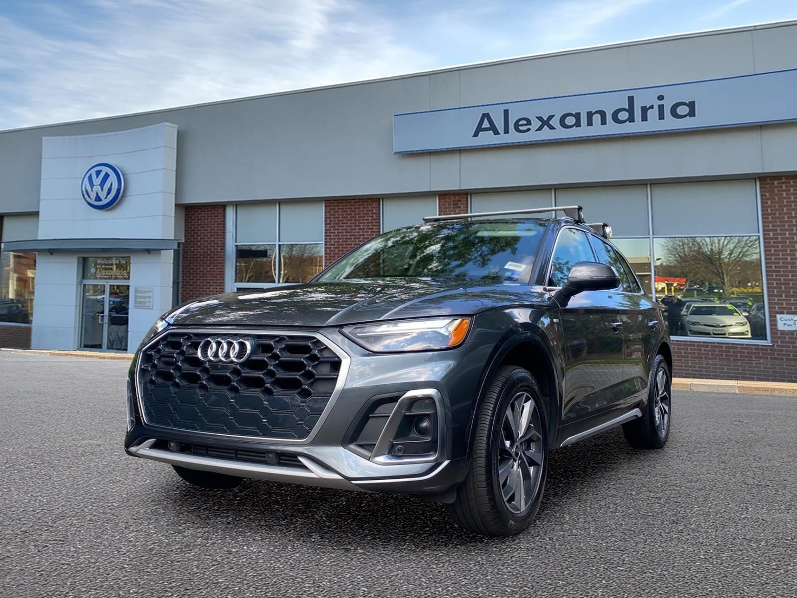 Used 2023 Audi Q5 2.0T Premium Plus w/ Premium Plus Package