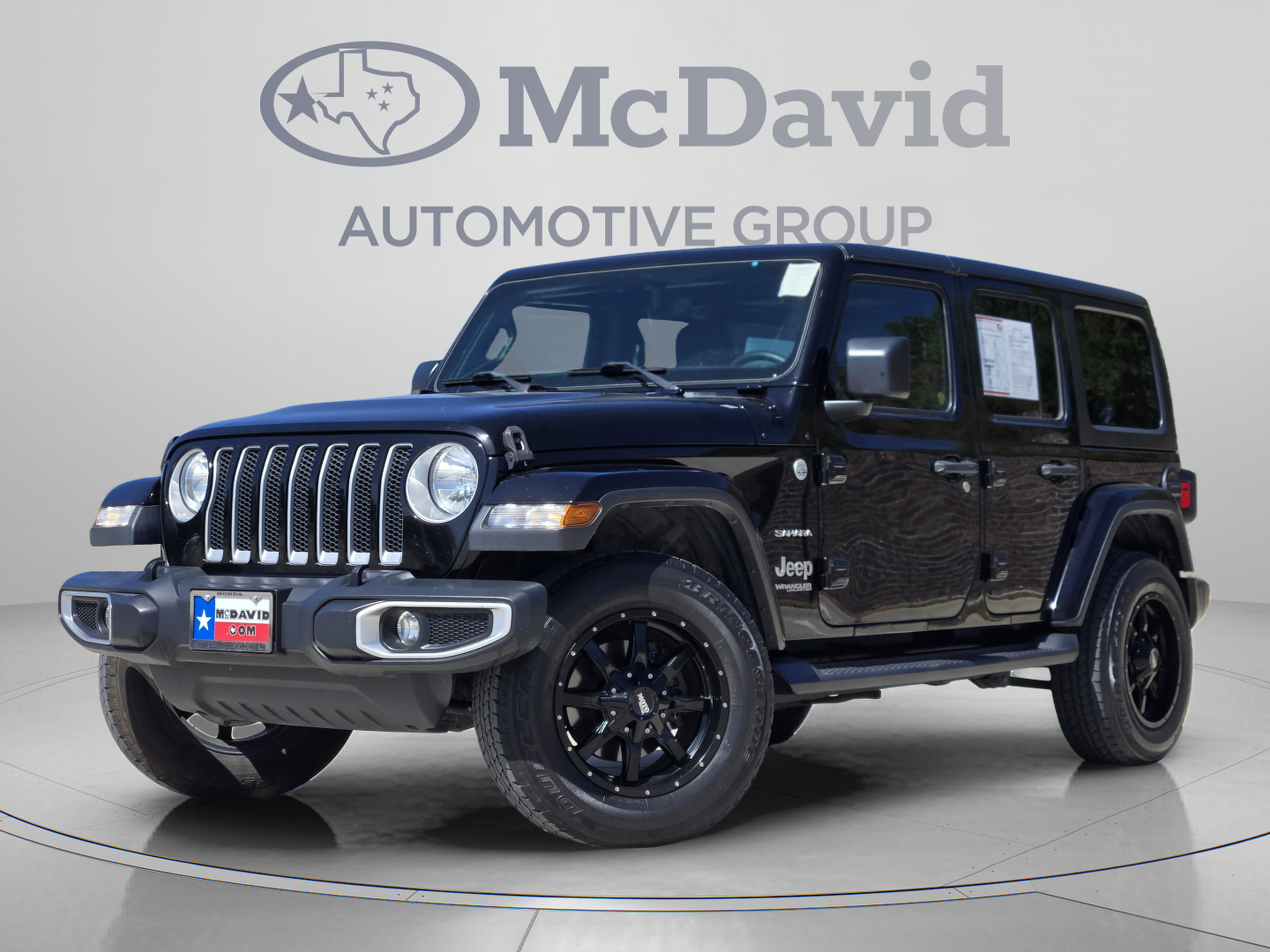 Used 2018 Jeep Wrangler Unlimited Sahara AWD/4WD image 1