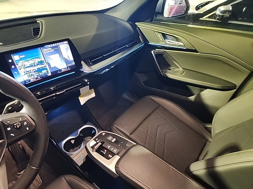 Used 2023 BMW X1 xDrive28i image 6