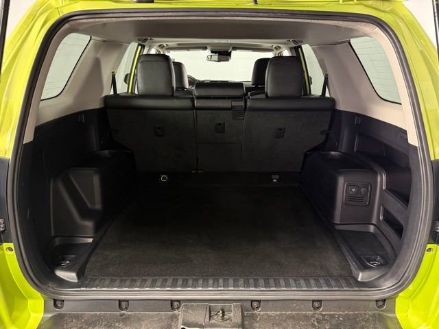 Used 2023 Toyota 4Runner TRD Off-Road Premium w/ Moonroof Package AWD/4WD image 25