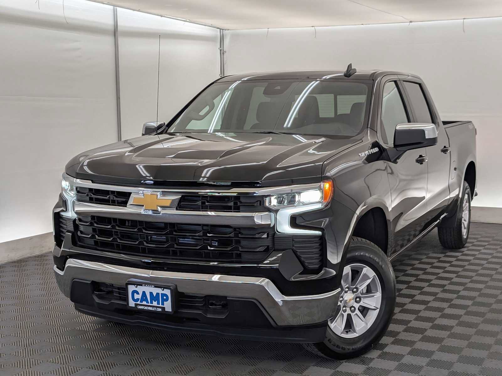 New 2025 Chevrolet Silverado 1500 LT w/ Convenience Package II
