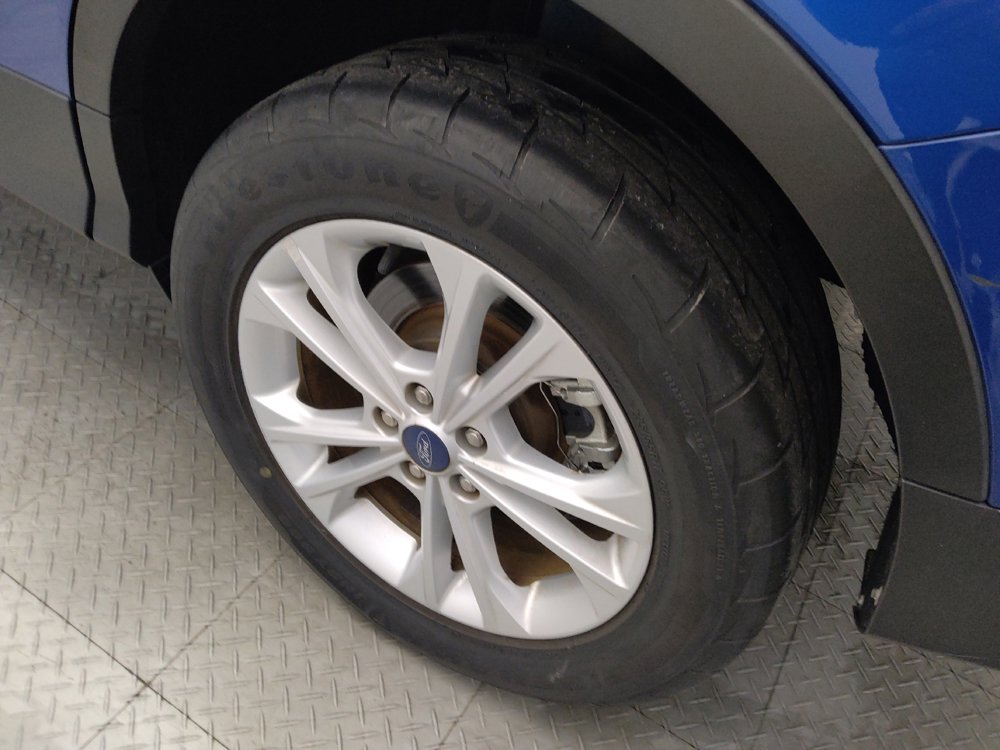 Used 2017 Ford Escape SE FWD image 31