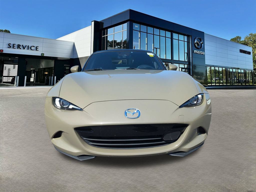 Used 2024 MAZDA MX-5 Miata Grand Touring RWD image 8