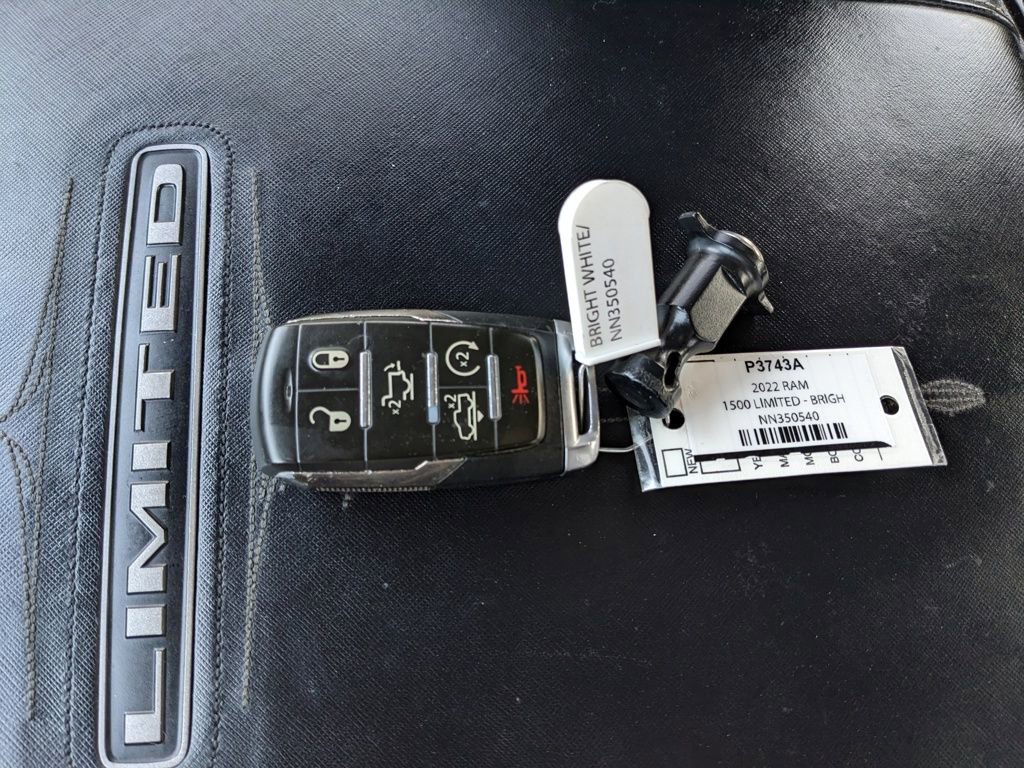 Certified 2022 RAM 1500 Limited w/ Body Color Bumper Group image 40