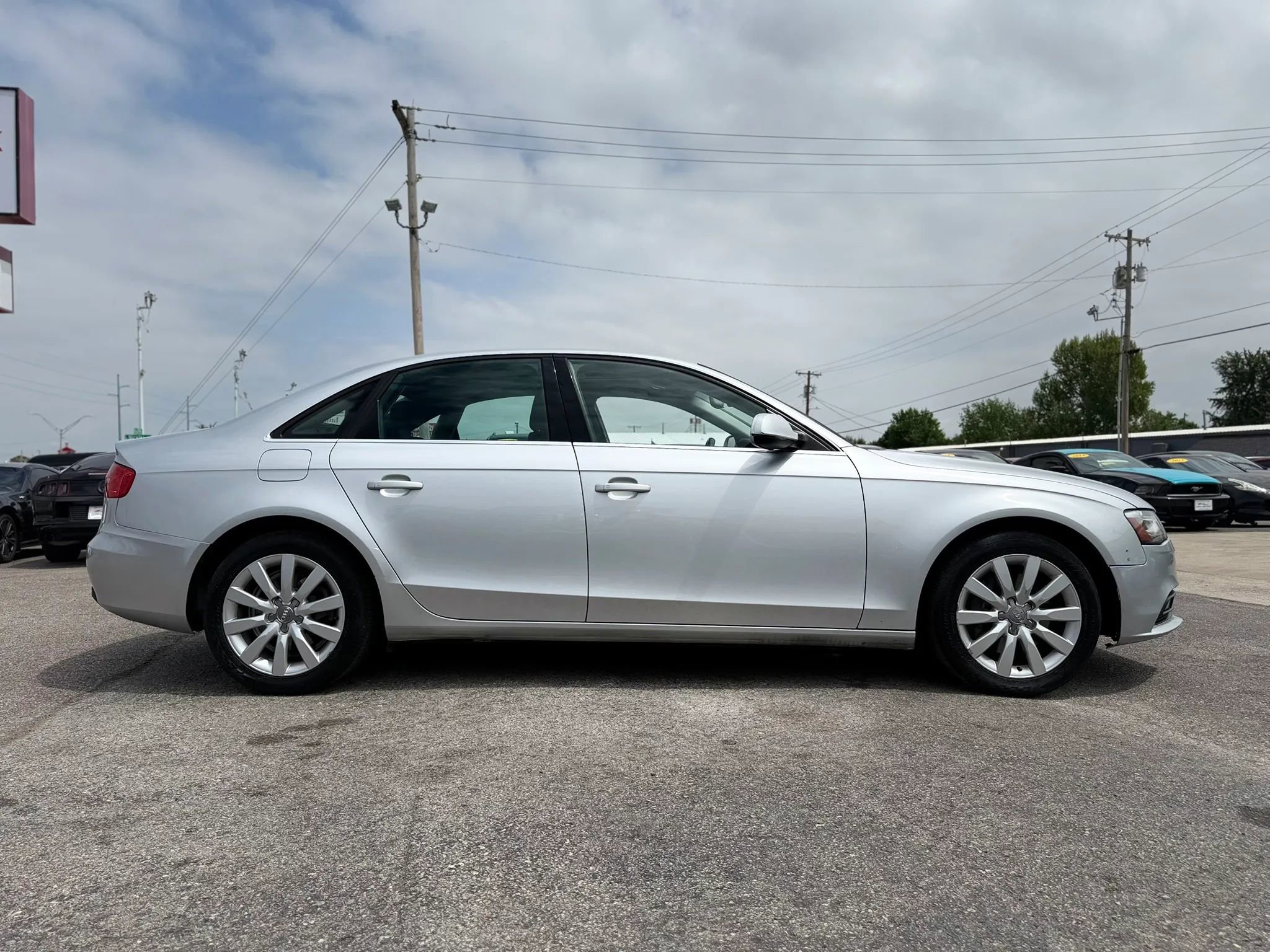 Used 2013 Audi A4 2.0T Premium AWD/4WD image 4