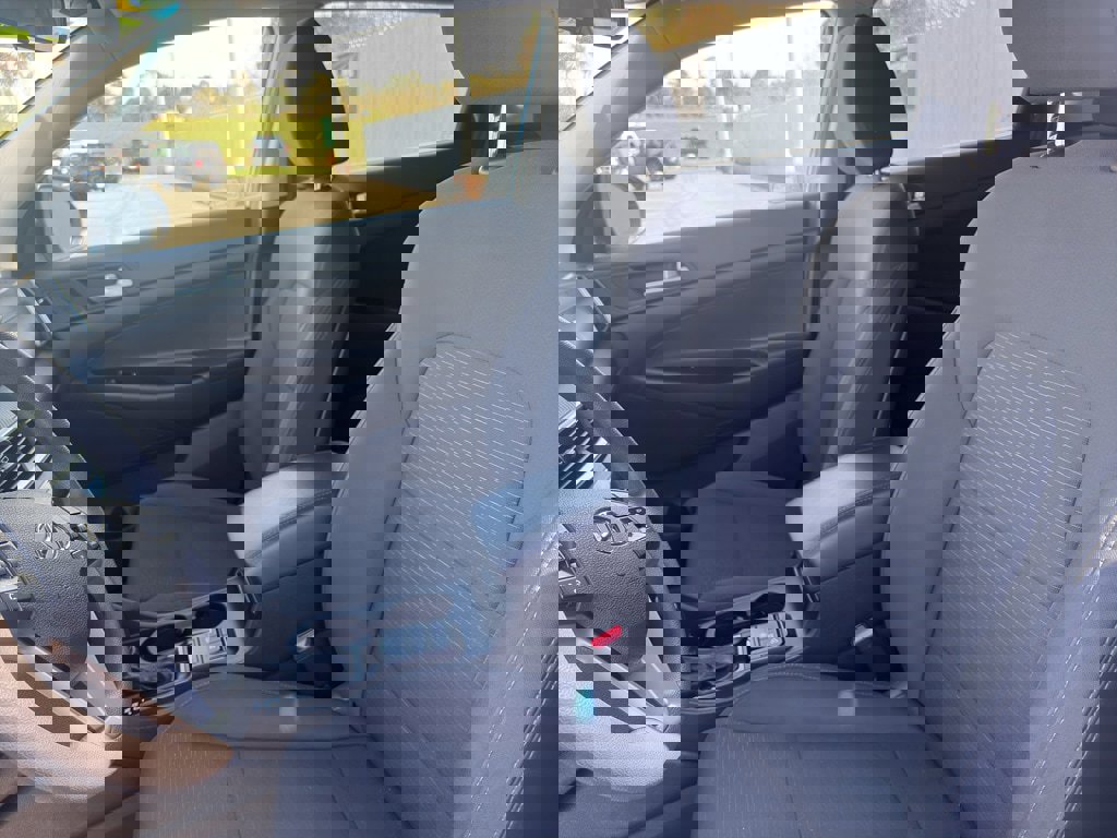 Used 2020 Hyundai Tucson SE w/ Cargo Package AWD/4WD image 6