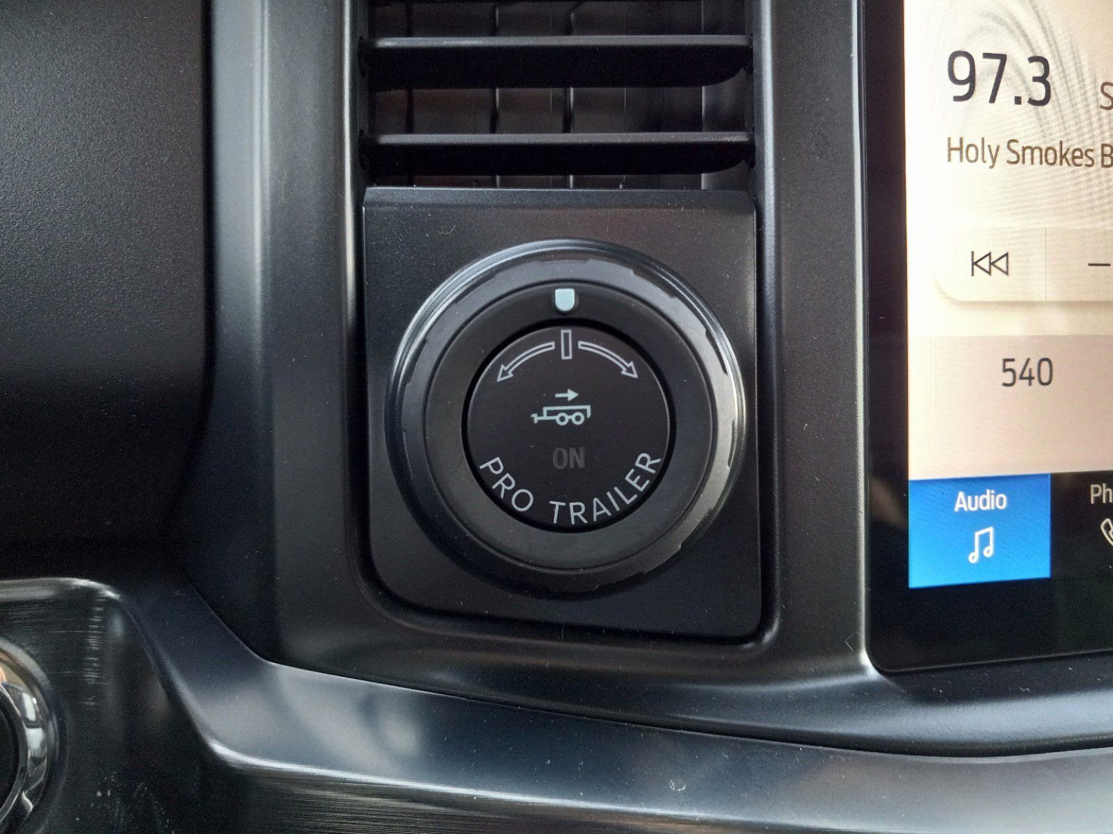 New 2025 Ford F250 Lariat w/ Lariat Ultimate Package image 23