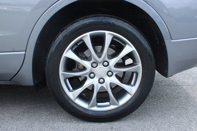 Used 2019 Buick Envision Premium w/ Driver Confidence Package AWD/4WD image 33