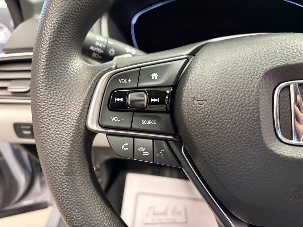 Used 2020 Honda Accord Hybrid image 11