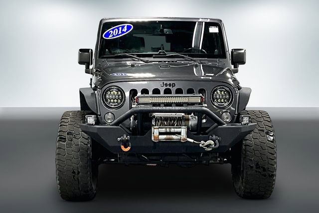 Used 2014 Jeep Wrangler Sahara w/ Connectivity Group AWD/4WD image 2