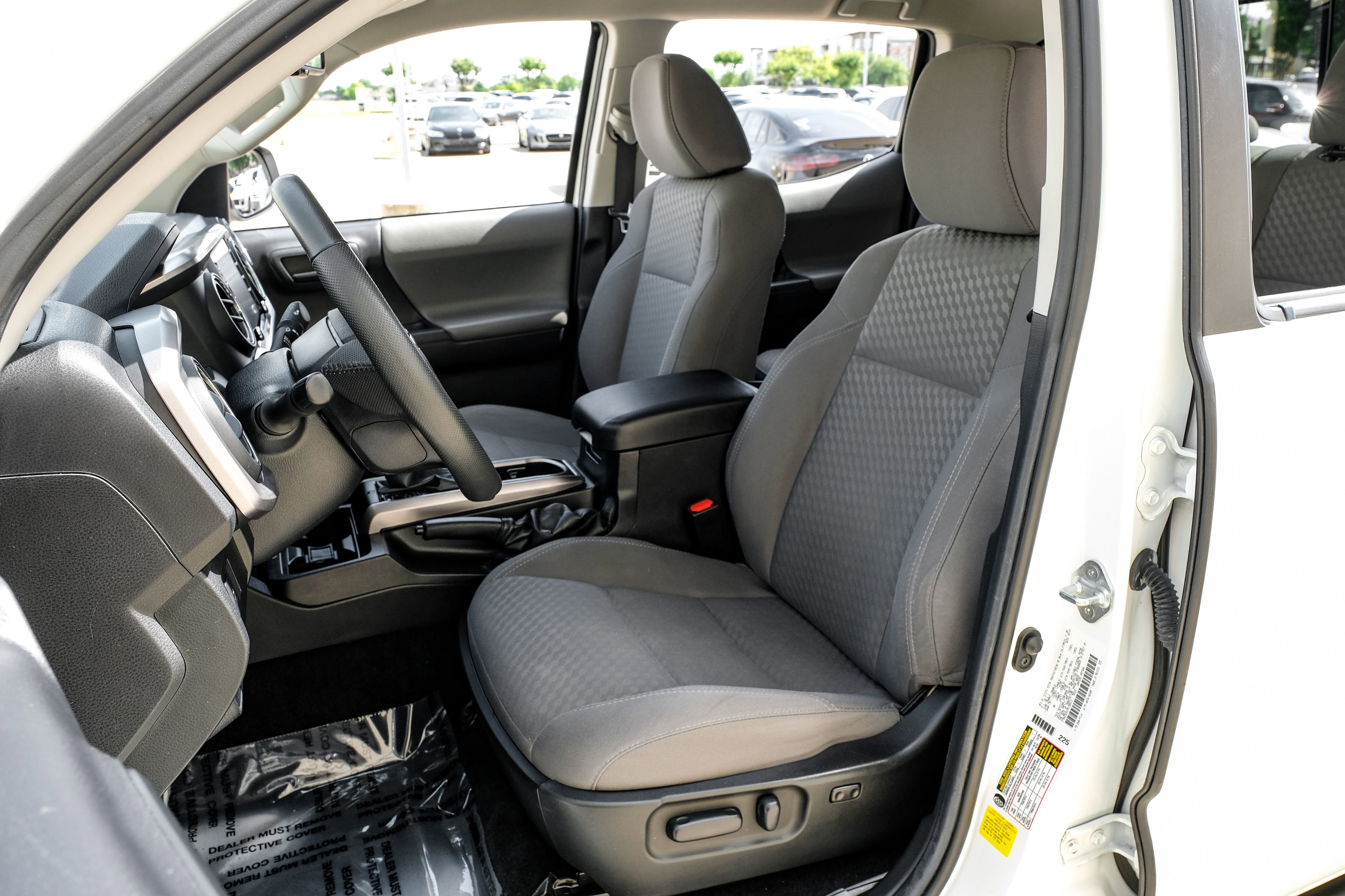 Used 2021 Toyota Tacoma SR5 RWD image 31