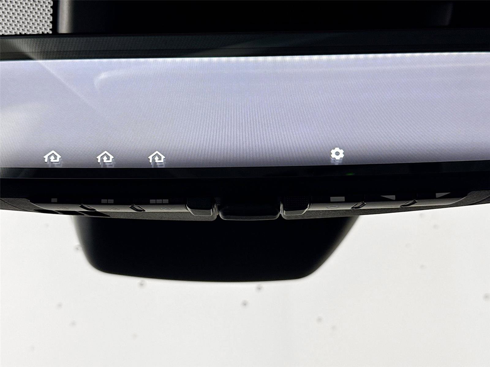 Certified 2025 Toyota Highlander Platinum image 24