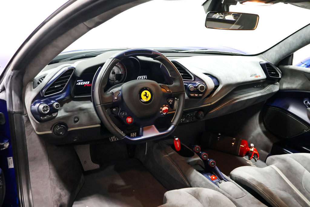 Used 2020 Ferrari 488 Pista Coupe RWD image 8