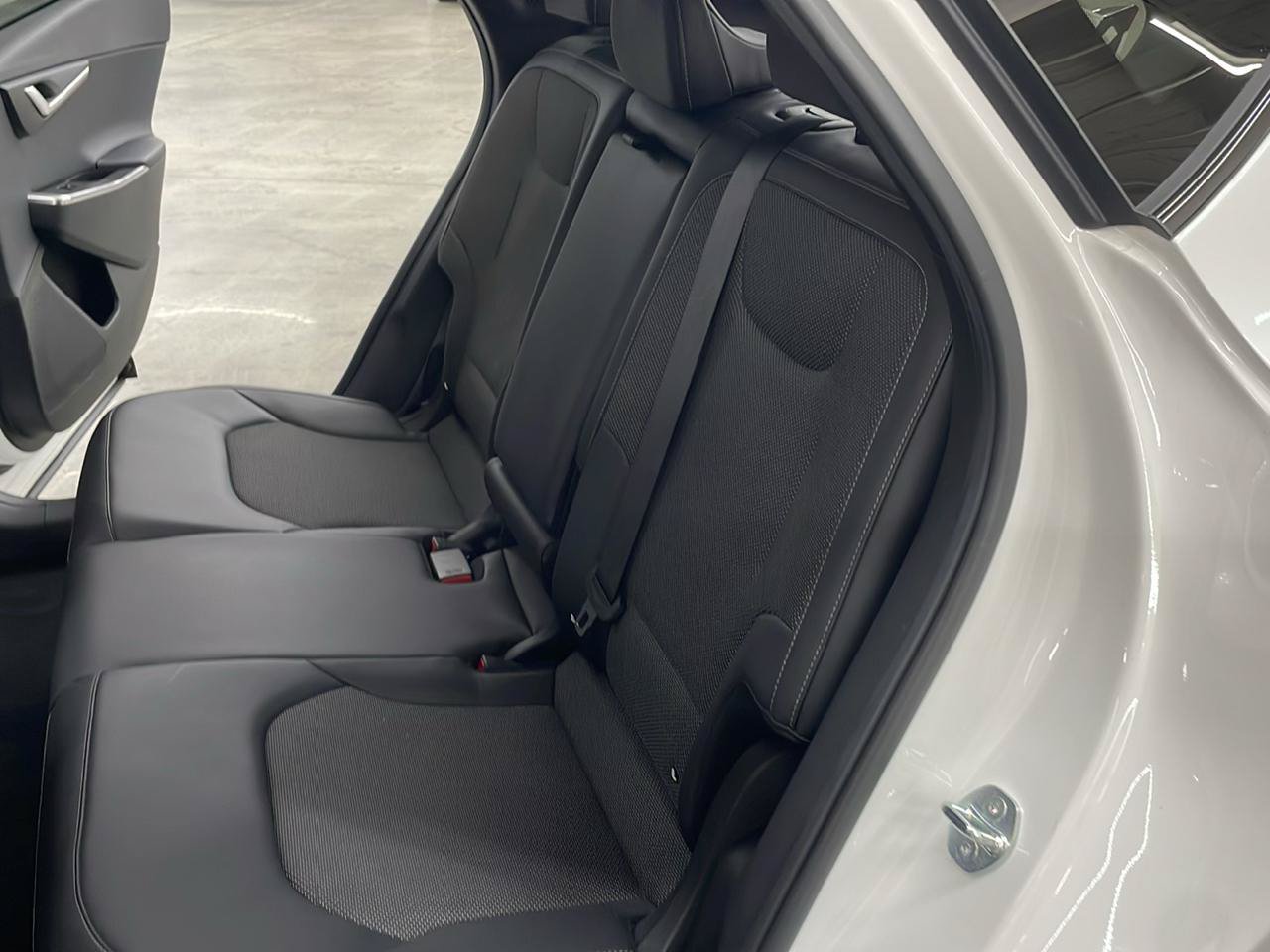 Used 2024 Kia EV6 Light RWD image 15