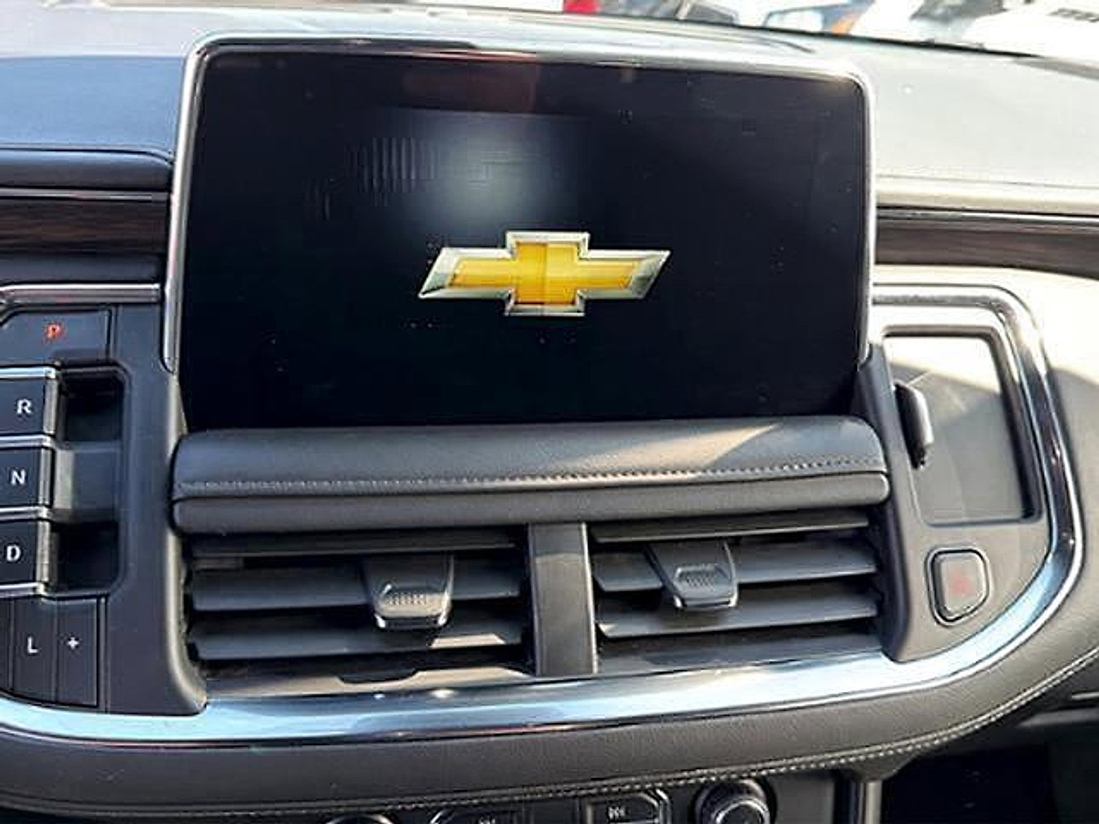 Used 2024 Chevrolet Tahoe LT AWD/4WD image 15