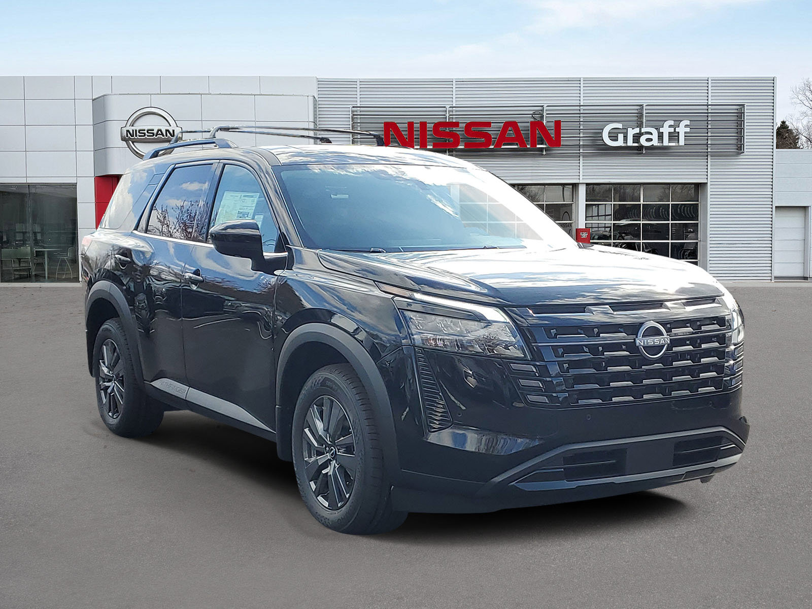 New 2026 Nissan Pathfinder SV w/ SV Premium Package image 2