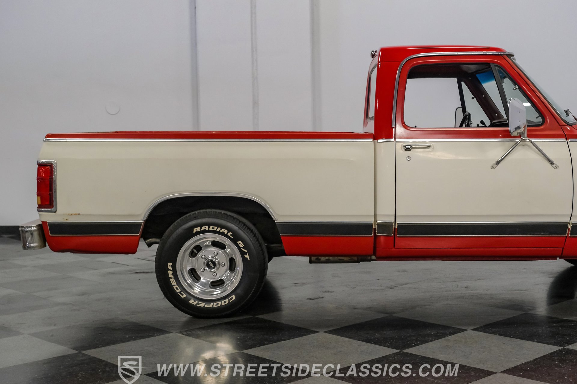 Used 1987 Dodge D/W Truck 150 image 28