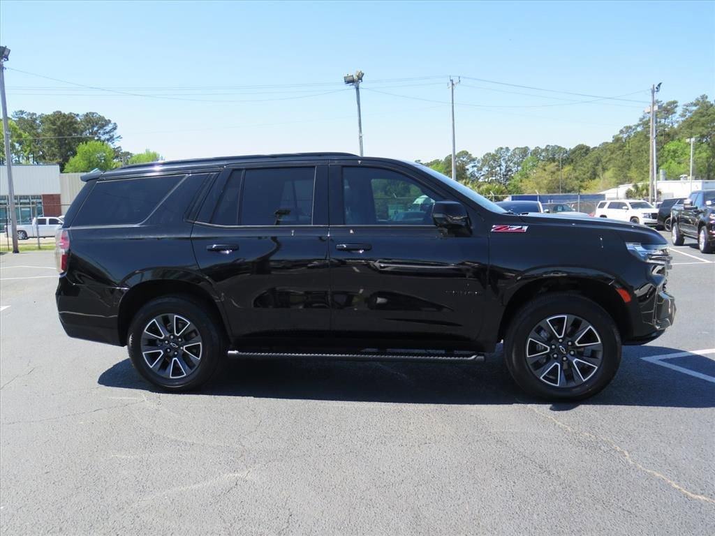 Used 2021 Chevrolet Tahoe Z71 w/ Z71 Signature Package image 2