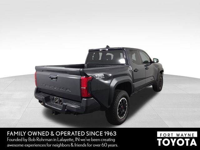 Used 2024 Toyota Tacoma TRD Off-Road AWD/4WD image 7