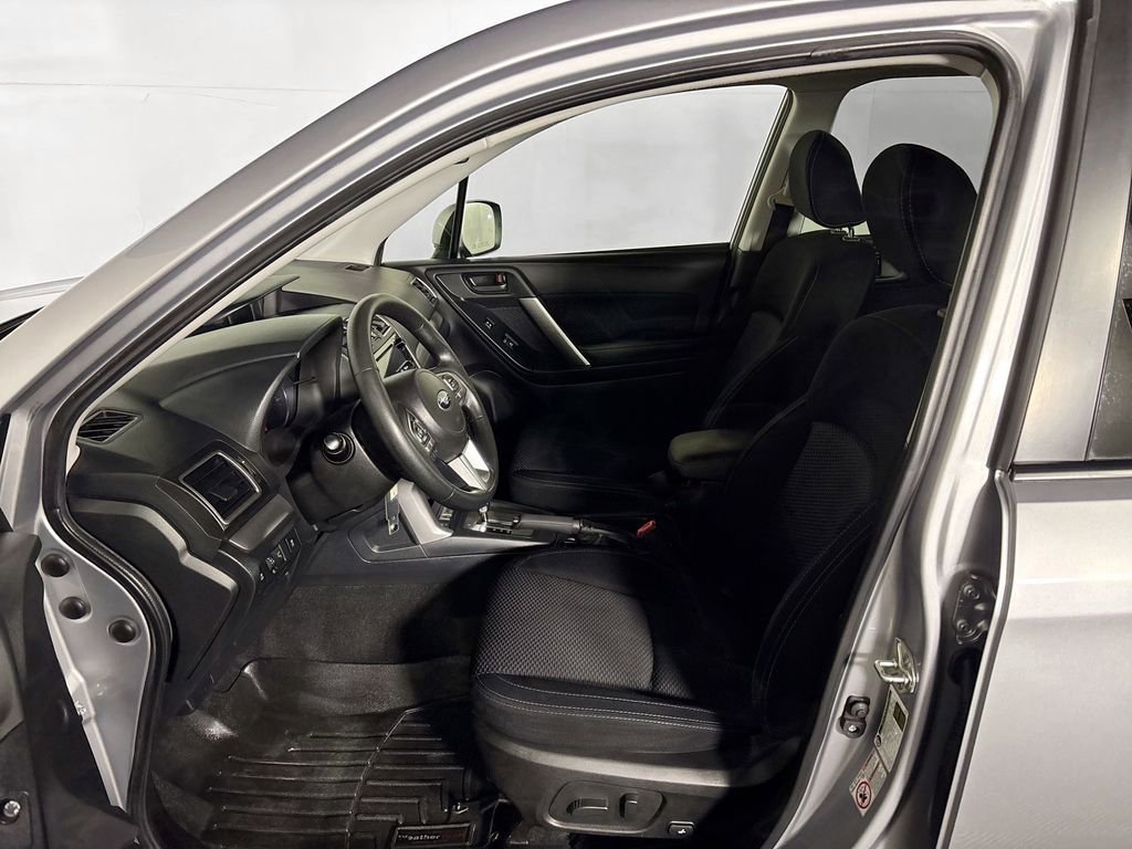 Used 2018 Subaru Forester 2.5i Premium image 11