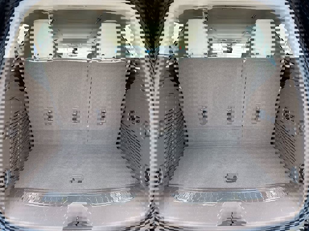 Certified 2021 GMC Yukon Denali image 28