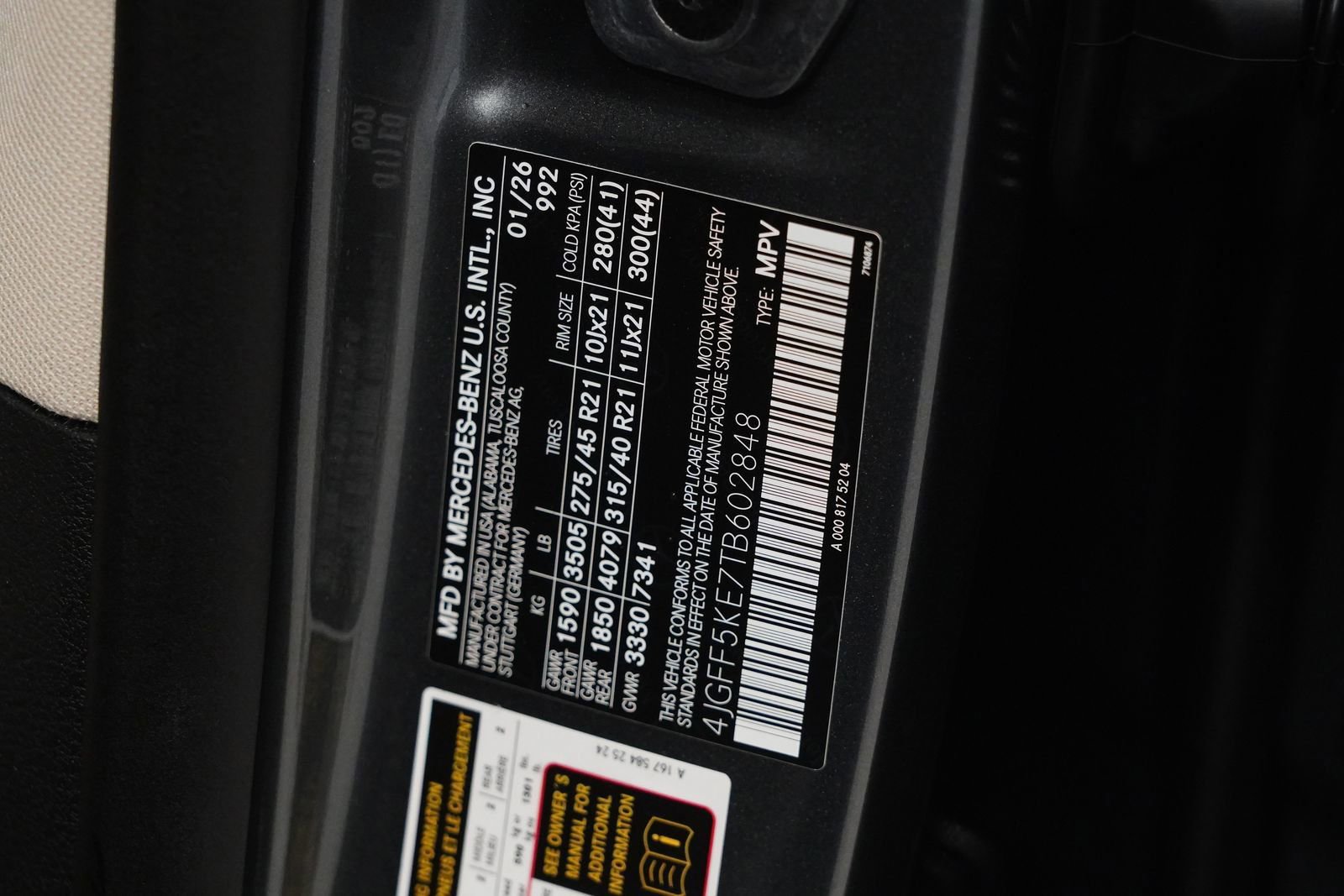 New 2026 Mercedes-Benz GLS 450 4MATIC image 36