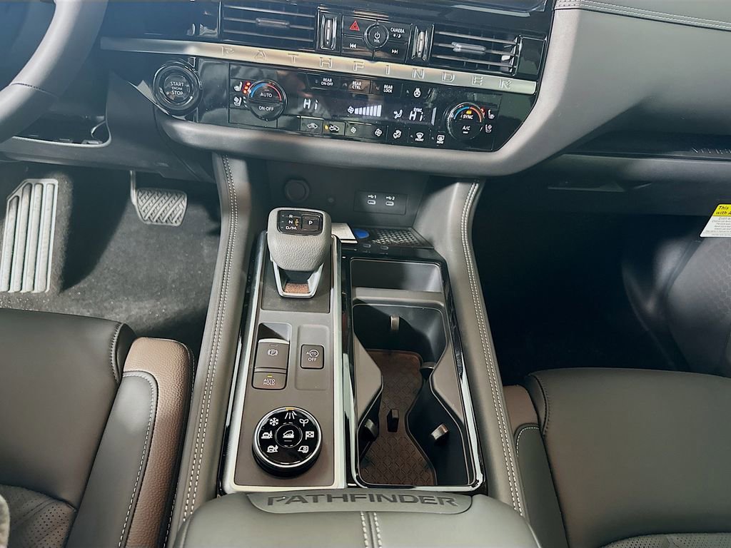 New 2026 Nissan Pathfinder Platinum AWD/4WD image 15