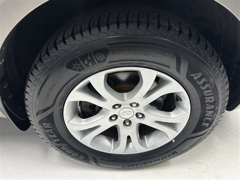 Used 2008 Hyundai Veracruz GLS FWD image 16