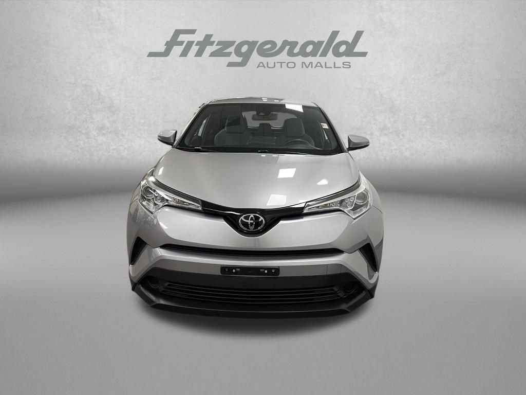 Used 2019 Toyota C-HR XLE image 9