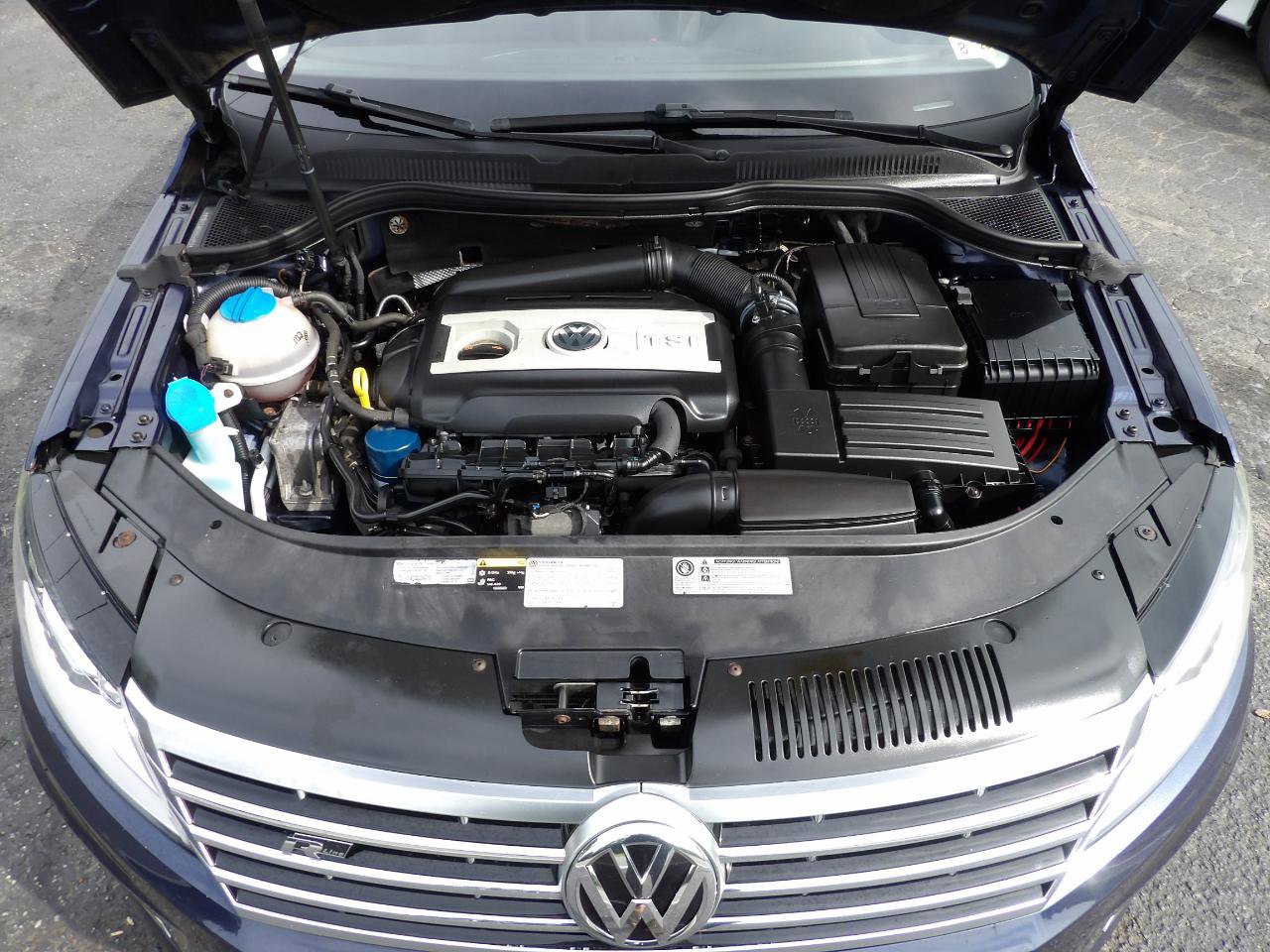 Used 2014 Volkswagen CC R-Line FWD image 22