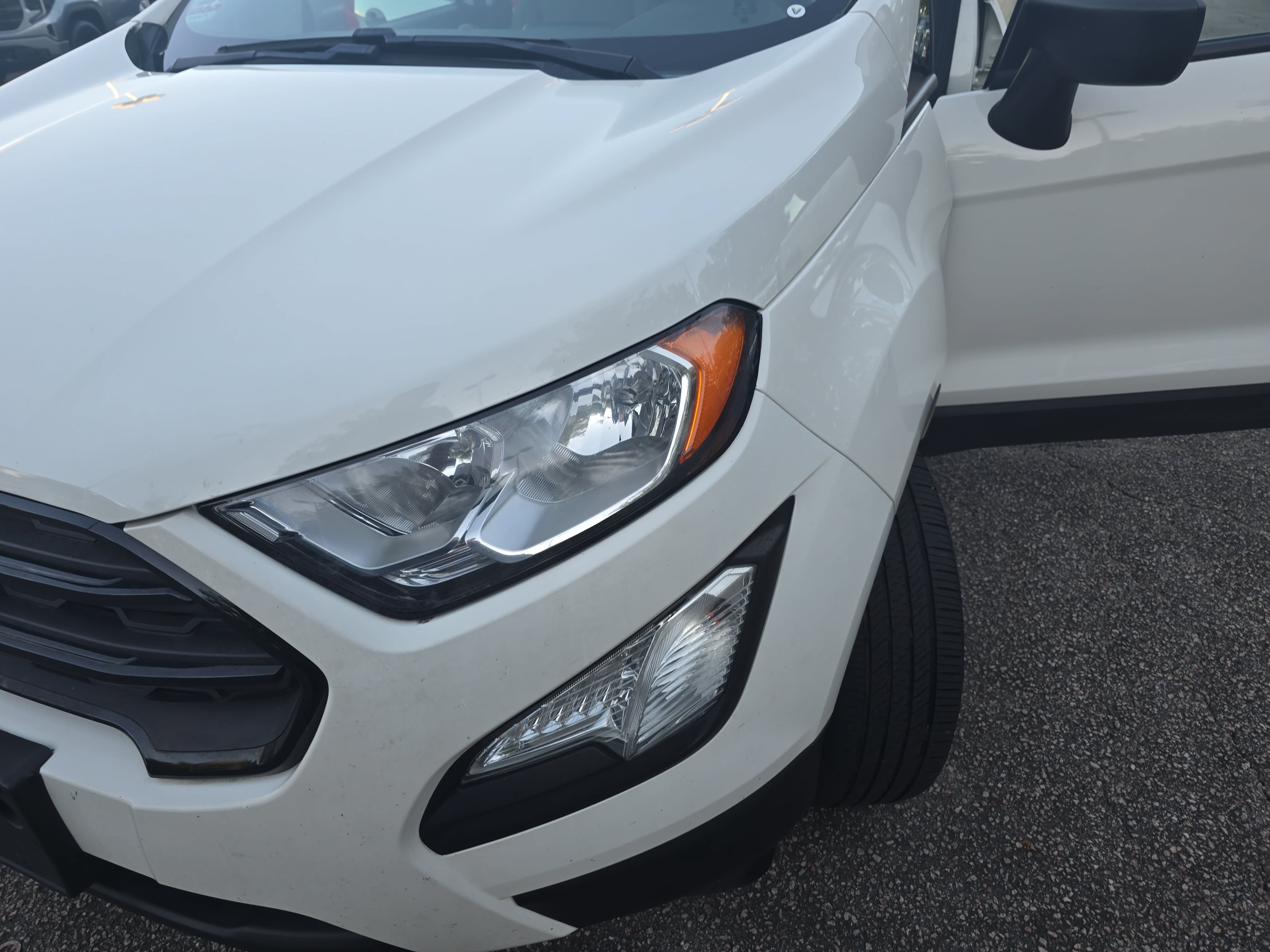 Used 2018 Ford EcoSport S FWD image 32