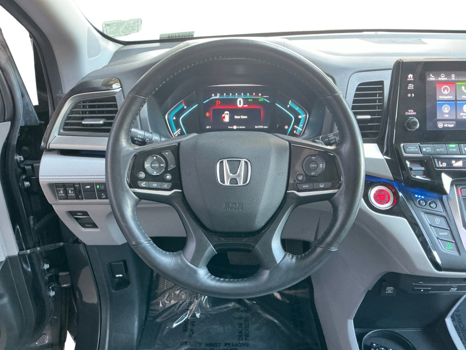 Used 2018 Honda Odyssey Elite image 12