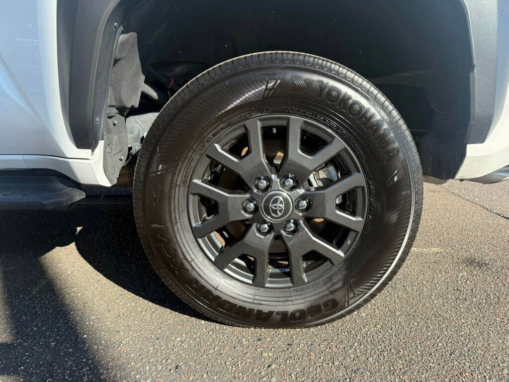 Used 2025 Toyota 4Runner SR5 image 9