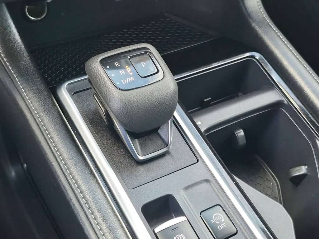 Used 2024 Nissan Pathfinder SV AWD/4WD image 20