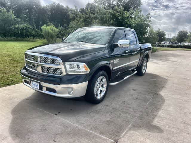 Used 2016 RAM 1500 Laramie w/ Convenience Group AWD/4WD image 2