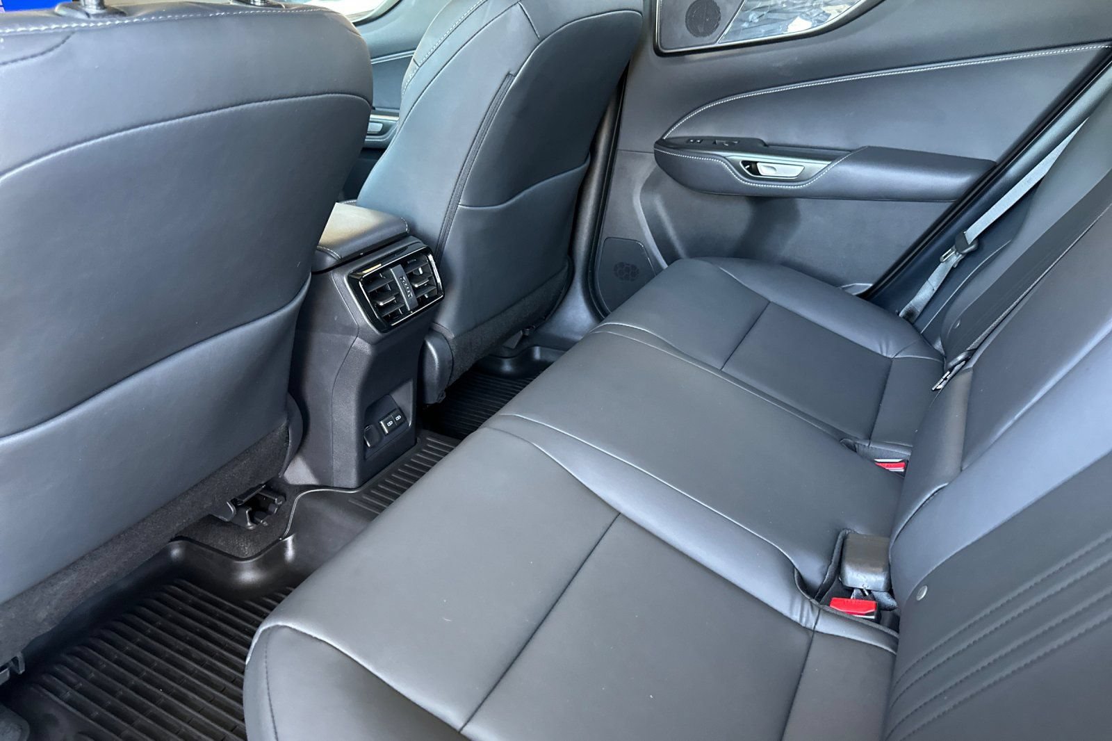 Certified 2026 Lexus NX 350h AWD w/ Accessory Package (2T) image 14