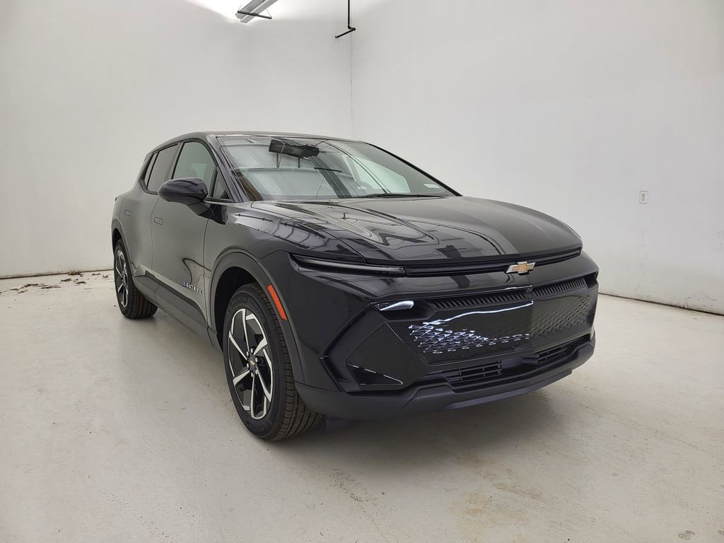 New 2026 Chevrolet Equinox EV LT image 11