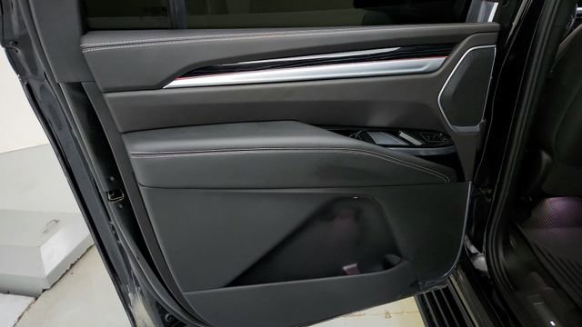 Certified 2026 Cadillac Escalade ESV Sport w/ LPO, ONYX Package image 15