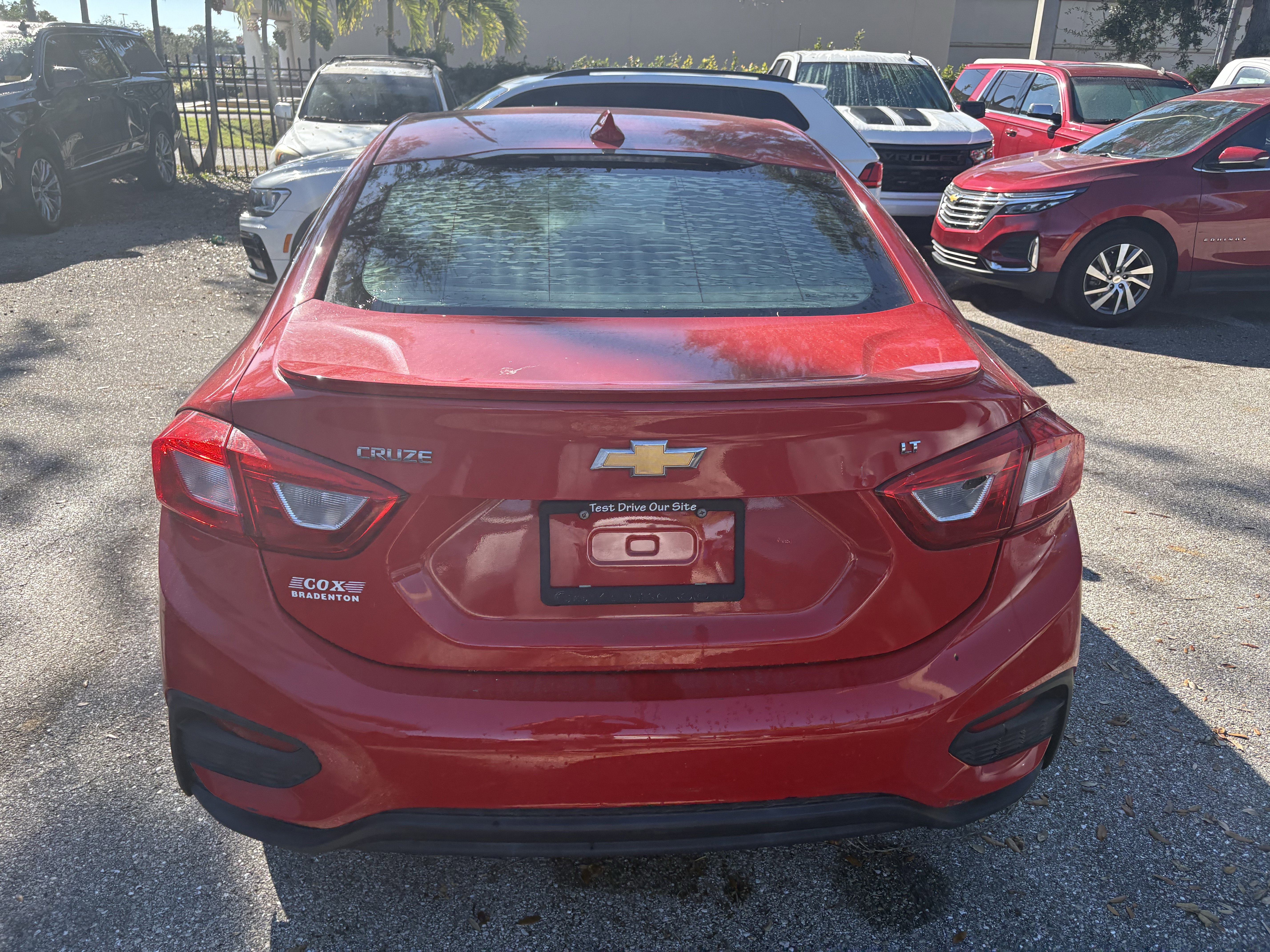 Used 2017 Chevrolet Cruze LT w/ Convenience Package image 6