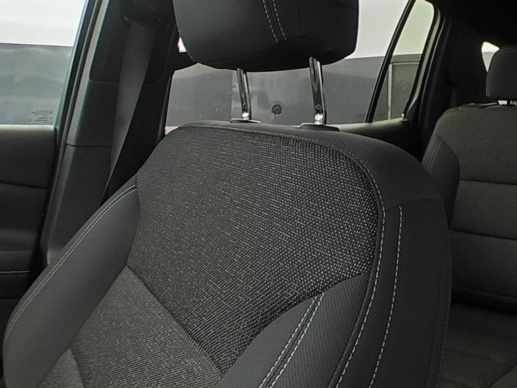 Certified 2024 Chevrolet Traverse LS FWD image 9