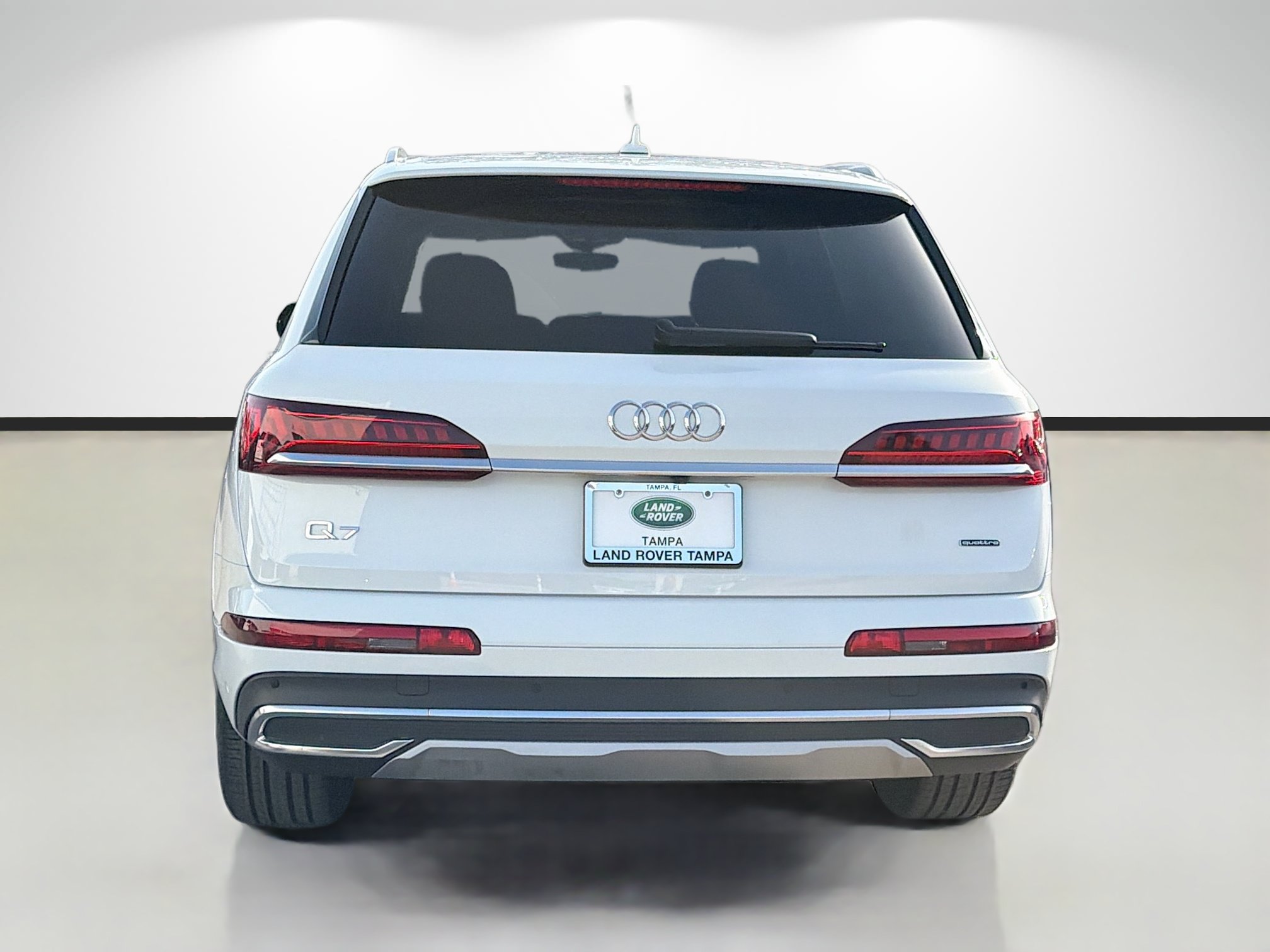 Used 2023 Audi Q7 2.0T Premium Plus w/ Premium Plus Package AWD/4WD image 4