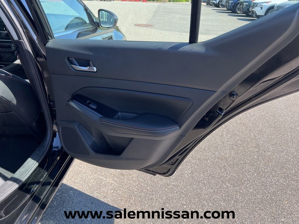 Used 2023 Nissan Altima 2.5 SR w/ SR Premium Package AWD/4WD image 23